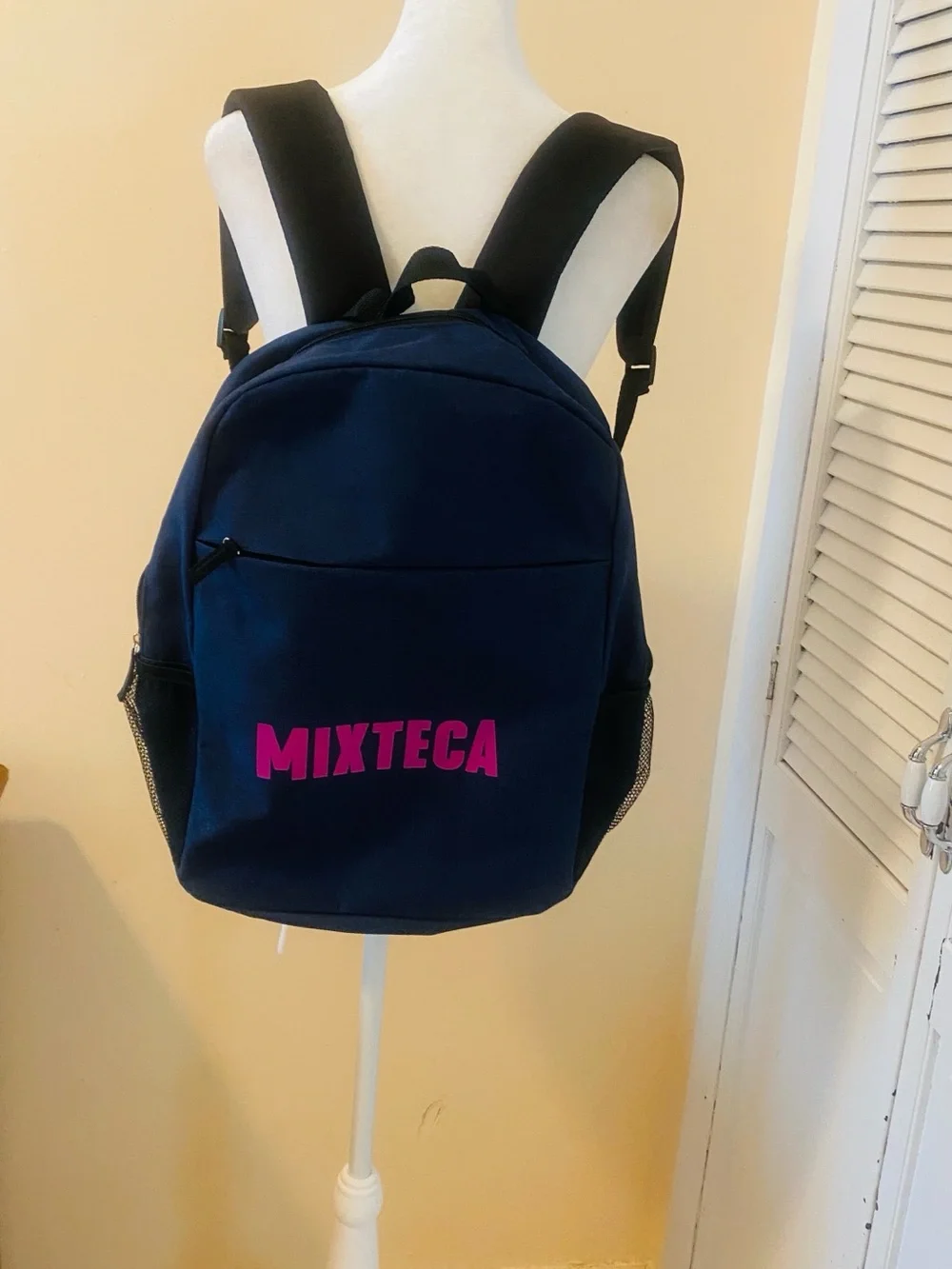 Mixteca brand new navy blue backpack